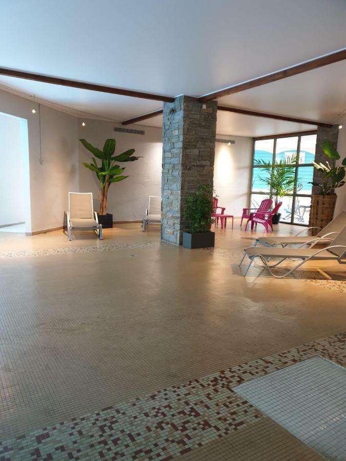 Appartement โกเตอเรต์ ภายนอก รูปภาพ